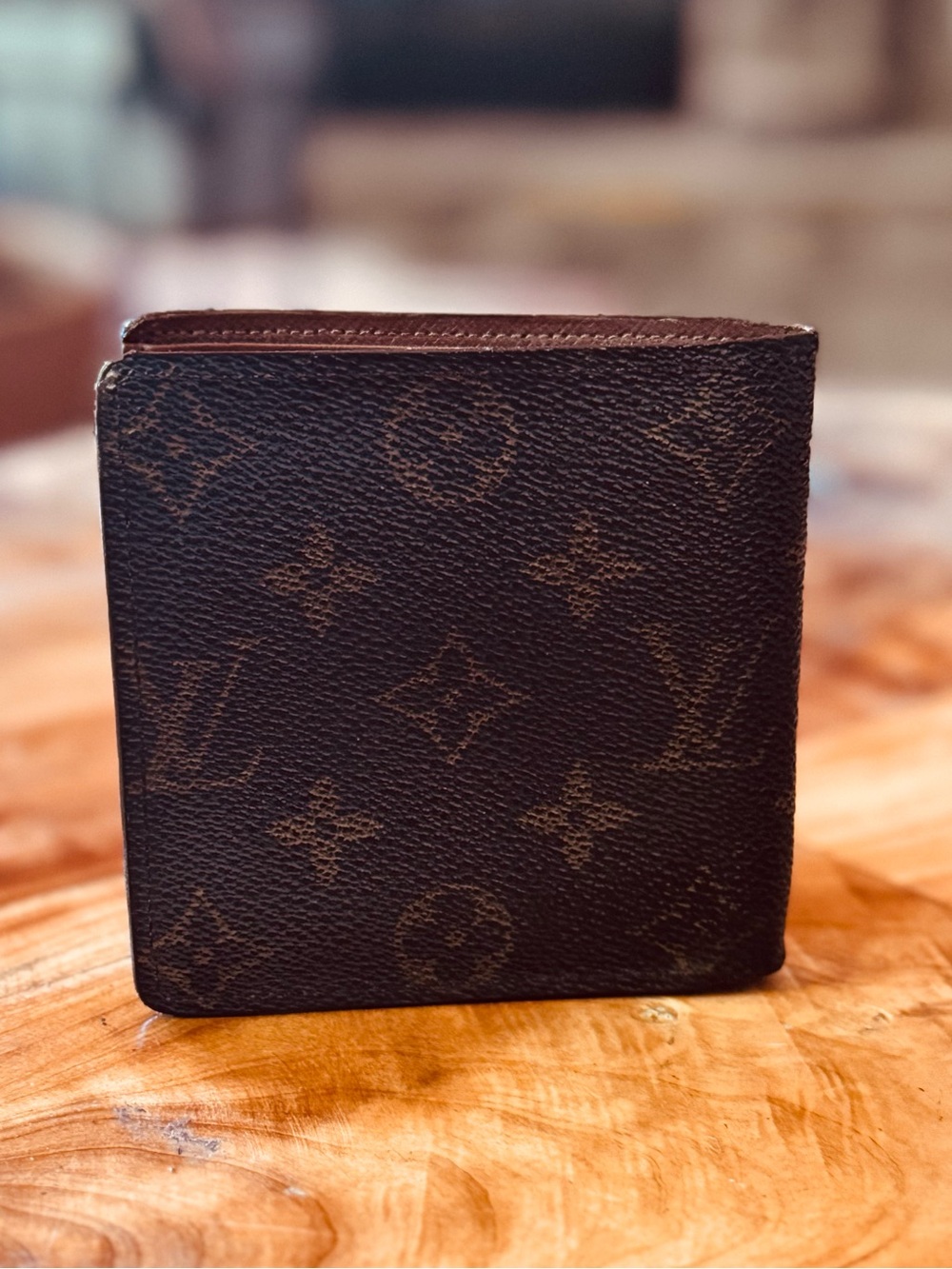 Louis Vuitton's men's monogram canvas bifold wallet, vintage - Picture 3 of 17